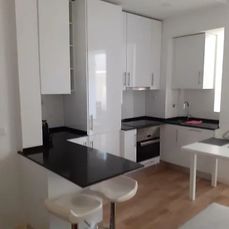 Apartment Cozy New In Arroios Lisbon