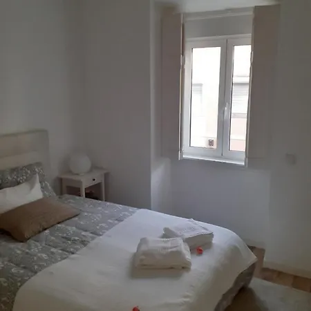 Cozy New In Arroios Apartment *