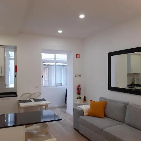 Cozy New In Arroios Apartment *