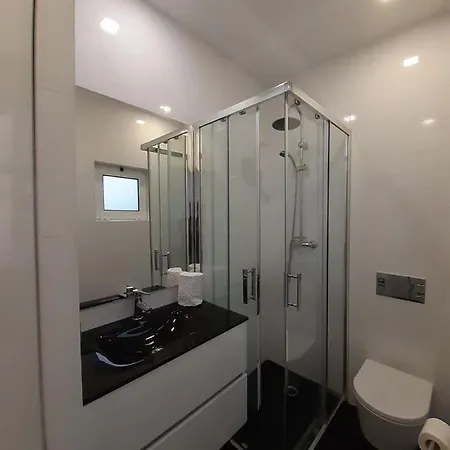 Cozy New In Arroios Apartment Lisbon