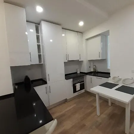 Cozy New In Arroios Apartment Lisbon